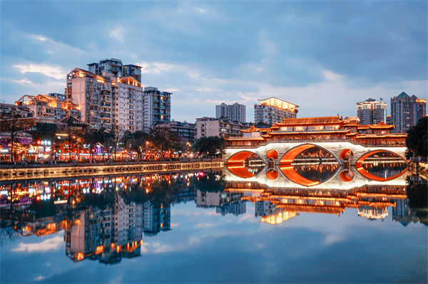 2025年新一線城市名單發(fā)布，對(duì)企業(yè)文化的啟示有？